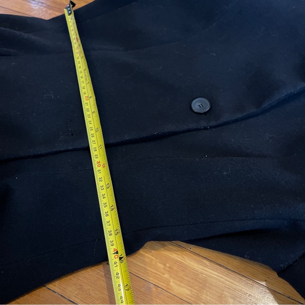 Coat - Picture 9 of 9
